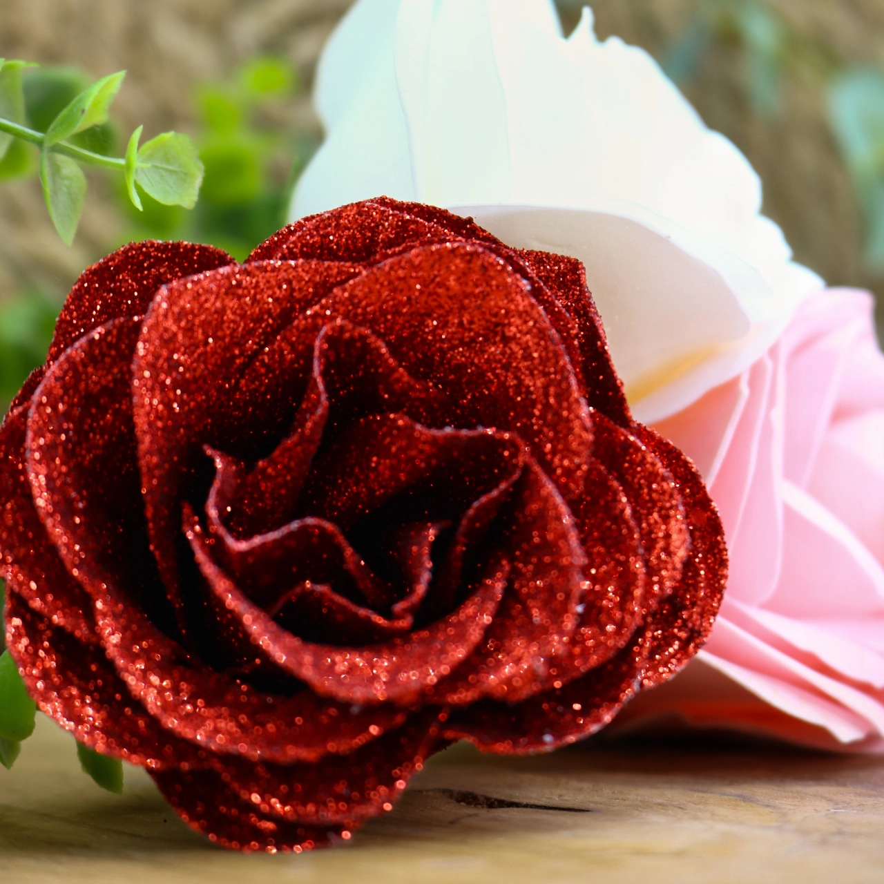 Fleur de savon – Rose paillette rouge – Serto Cosmetiques
