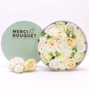 Boîte ronde Fleurs de savon - La Romantique